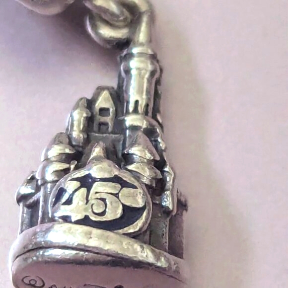 Pandora Disneyworld 45th Magic Kingdom Castle - Picture 9 of 13